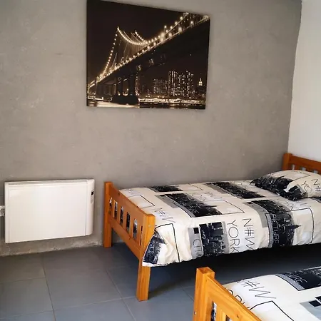 24h Le Mans - Les Haies Gite, Near Le Mans Circuit Dom wakacyjny