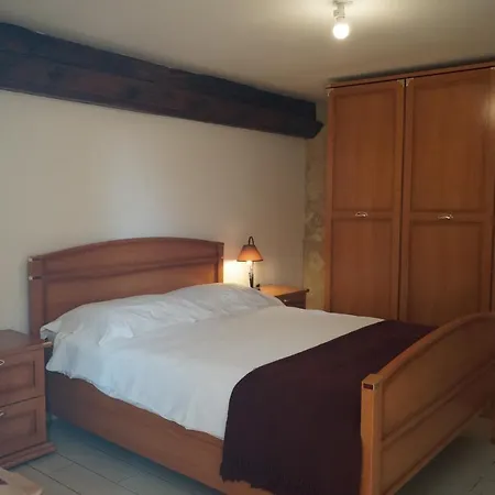 Dom wakacyjny 24h Le Mans - Les Haies Gite, Near Le Mans Circuit *