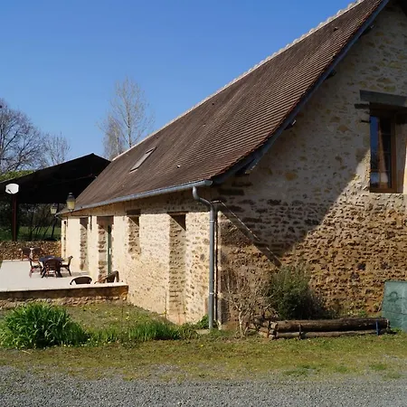 Dom wakacyjny 24h Le Mans - Les Haies Gite, Near Le Mans Circuit