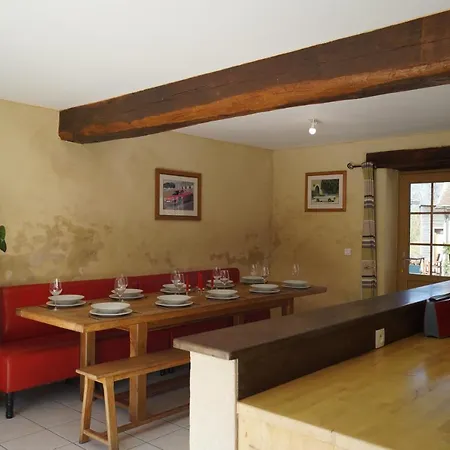 Dom wakacyjny 24h Le Mans - Les Haies Gite, Near Le Mans Circuit *