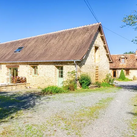 24h Le Mans - Les Haies Gite, Near Le Mans Circuit * Coulans-sur-Gée