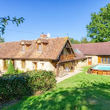 Dom wakacyjny 24h Le Mans - Les Haies Gite, Near Le Mans Circuit