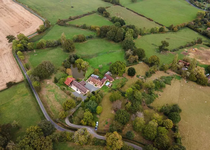 24h Le Mans - Les Haies Gite, Near Le Mans Circuit * Coulans-sur-Gée