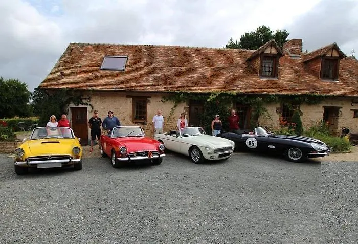 Casa de Férias 24h Le Mans - Les Haies Gite, Near Le Mans Circuit